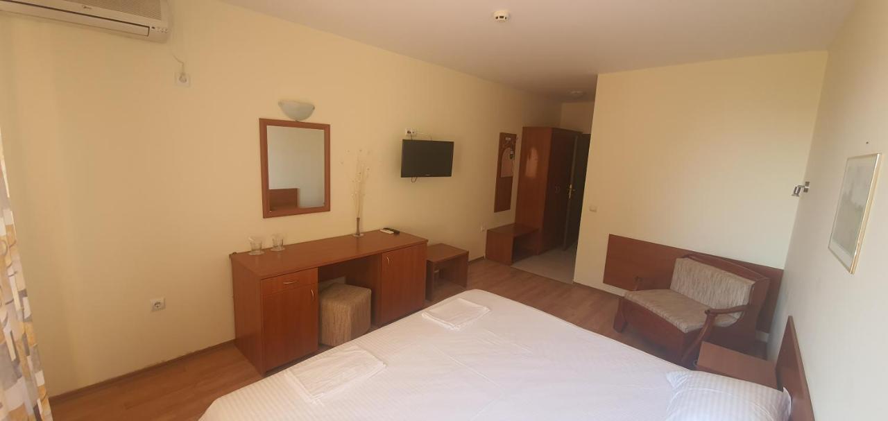 Diamond Hotel Primorsko Exterior foto